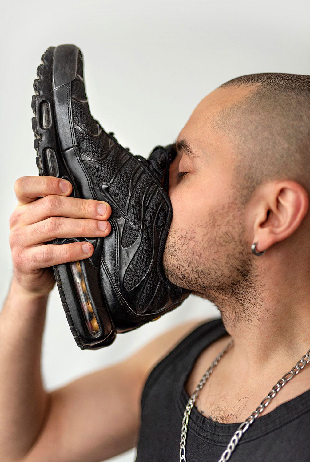 Marko Stojanović / Forbidden fruit - Grapes