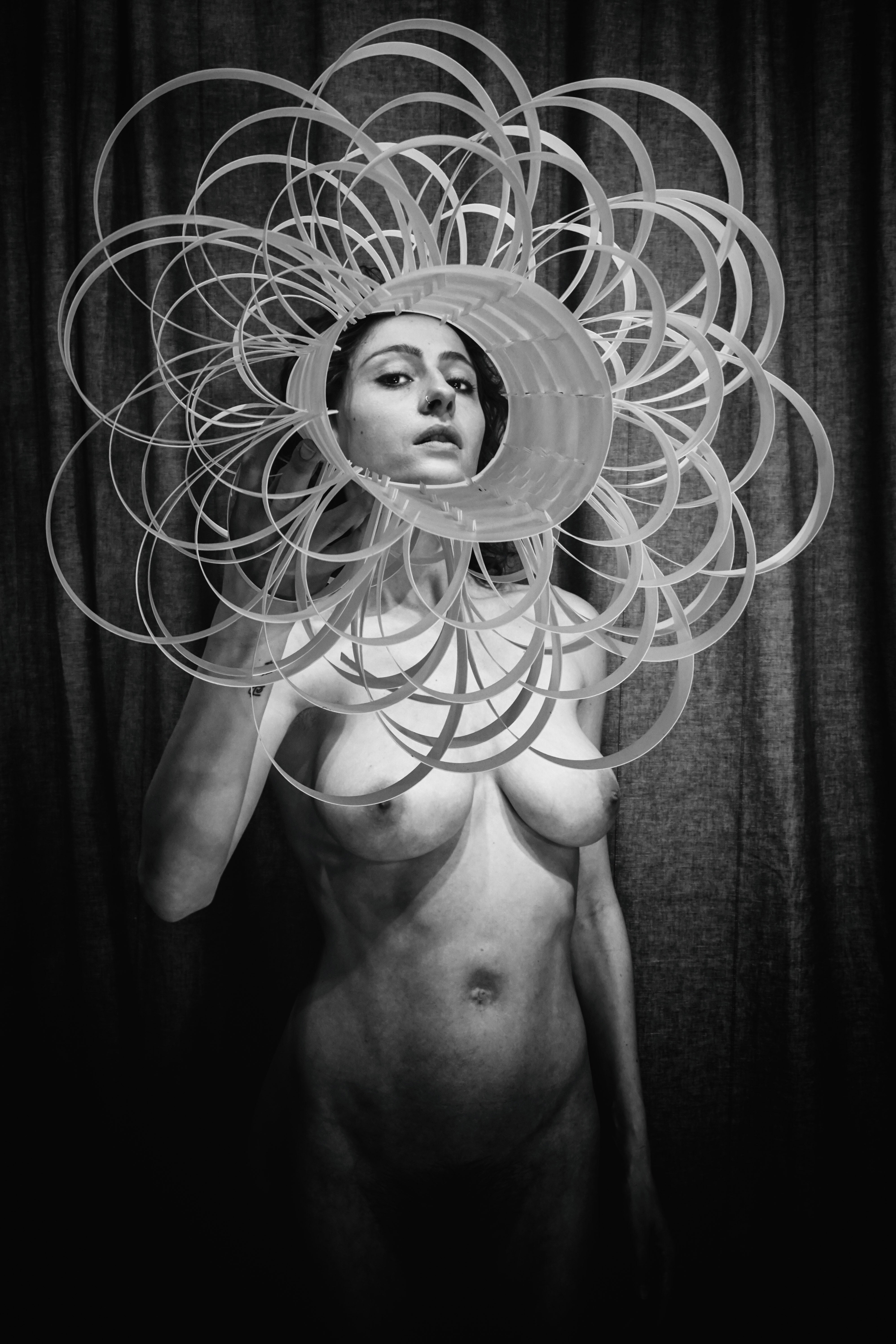 Andreas Maria Kahn / Atomic maiden