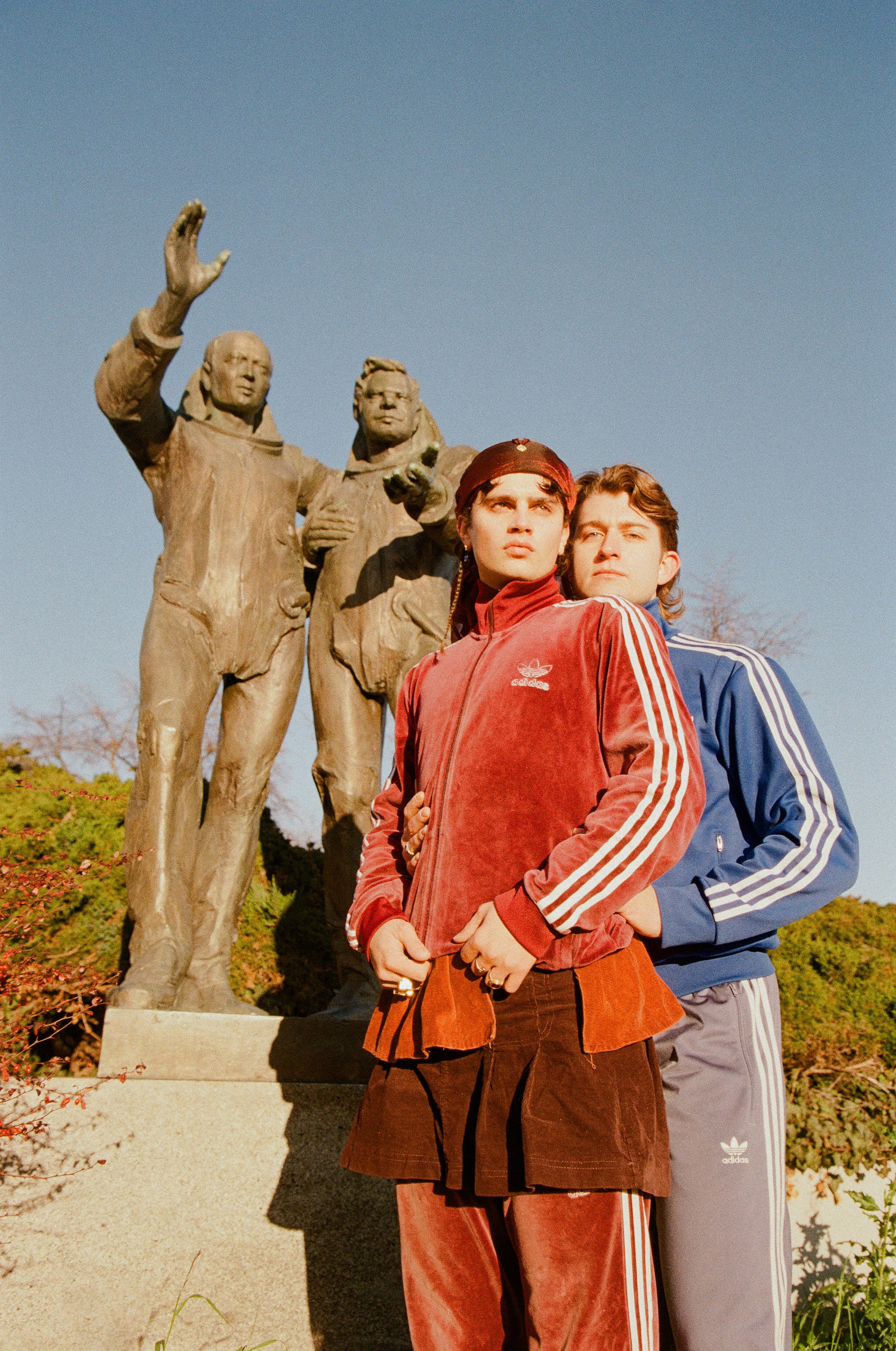 Stefan Mogolyanov / Comrades