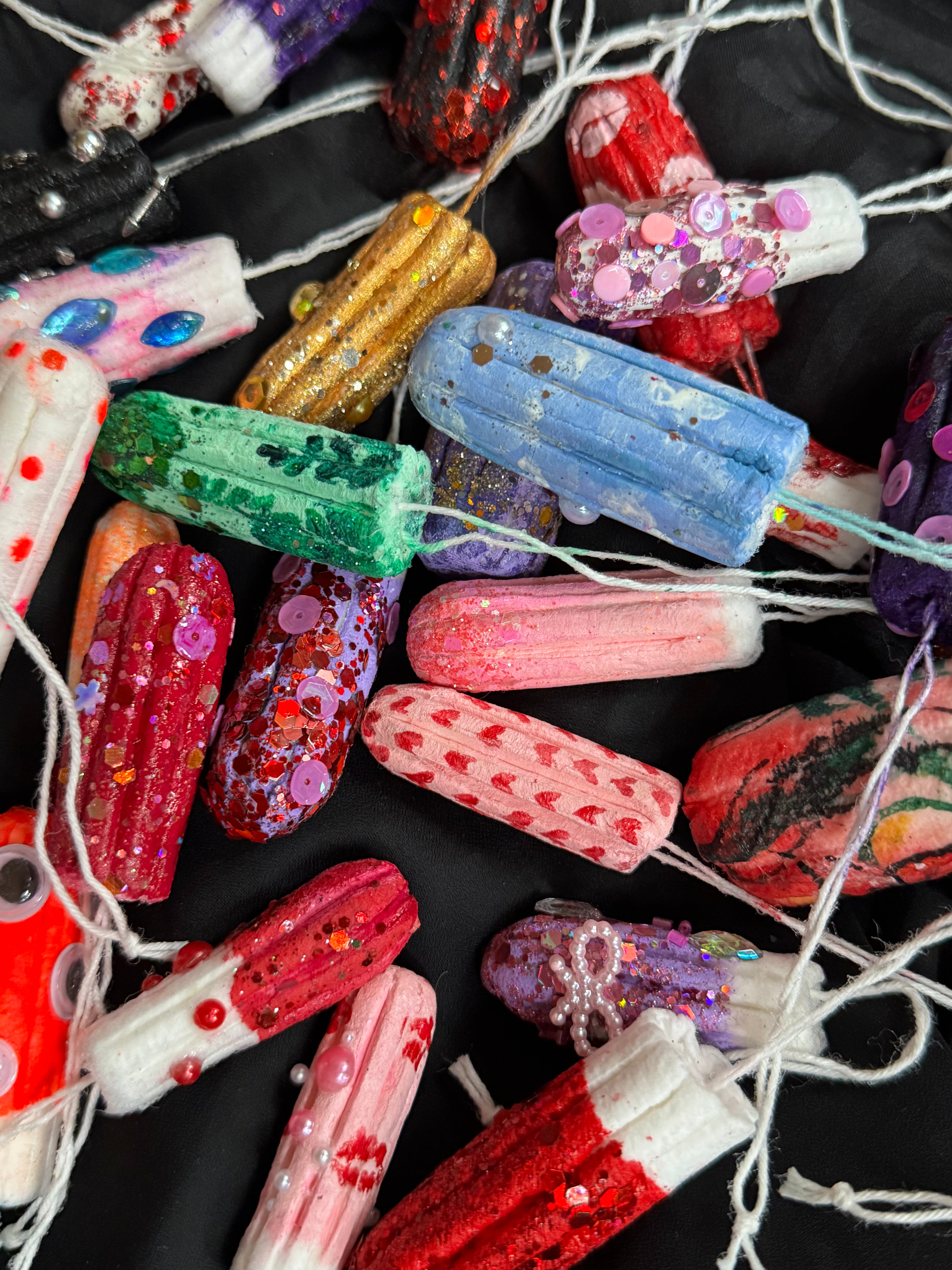 Miriam Vida / 10.000 Tampons - das Leben vieler Frauen